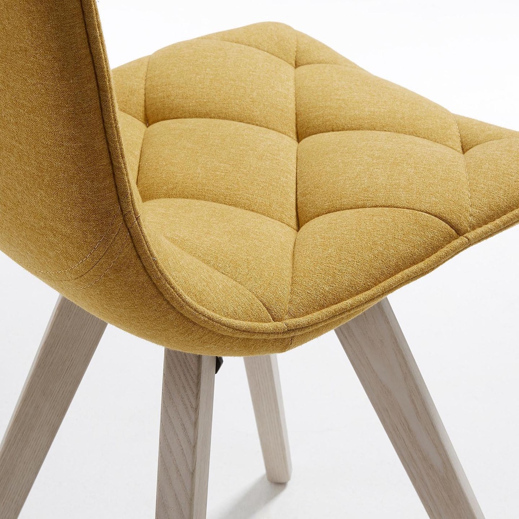 Danish Lemonite Stuhl TUK Naturholz Stoff senf