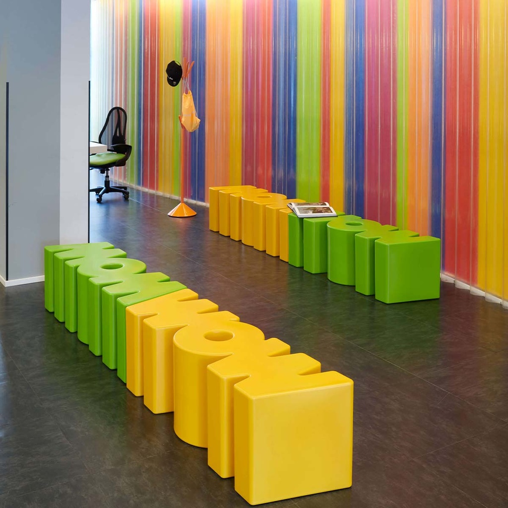 Slide Design Bank Wow
