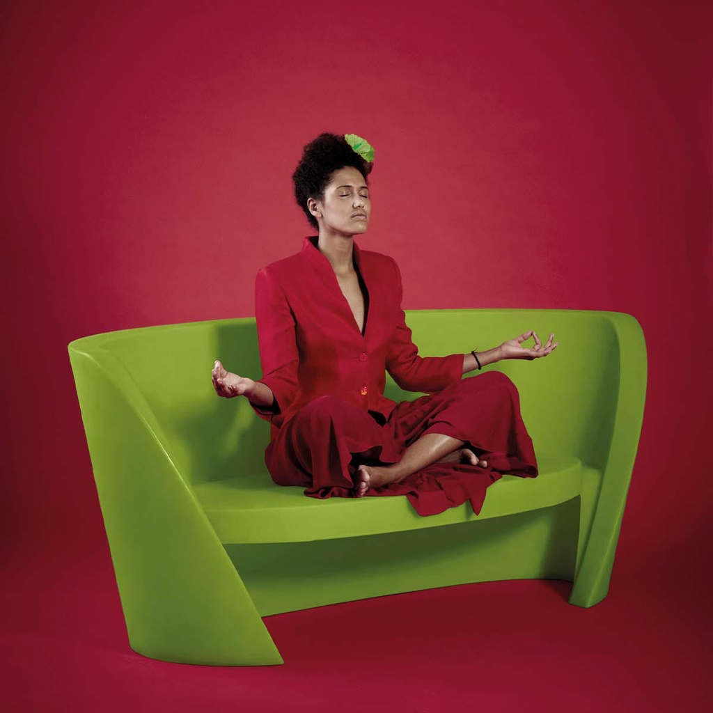Slide Design Sofa Rap